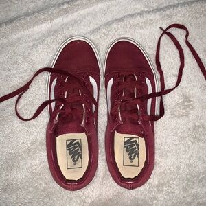 MAROON VANS! Size 7.5 Women’s!